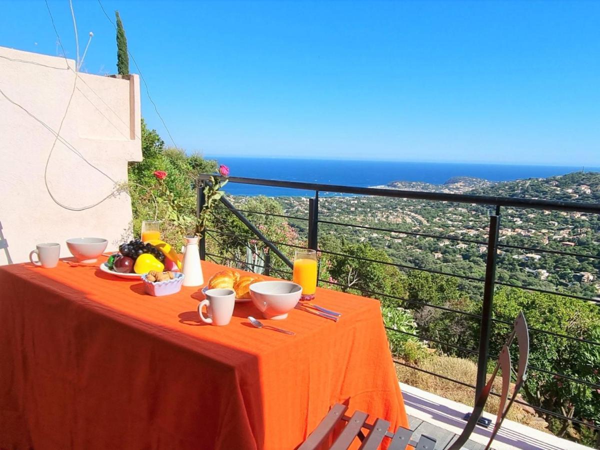 Holiday Home Les Terrasses De L'Eau Blanche-4 By Interhome Cavalaire-sur-Mer Extérieur photo